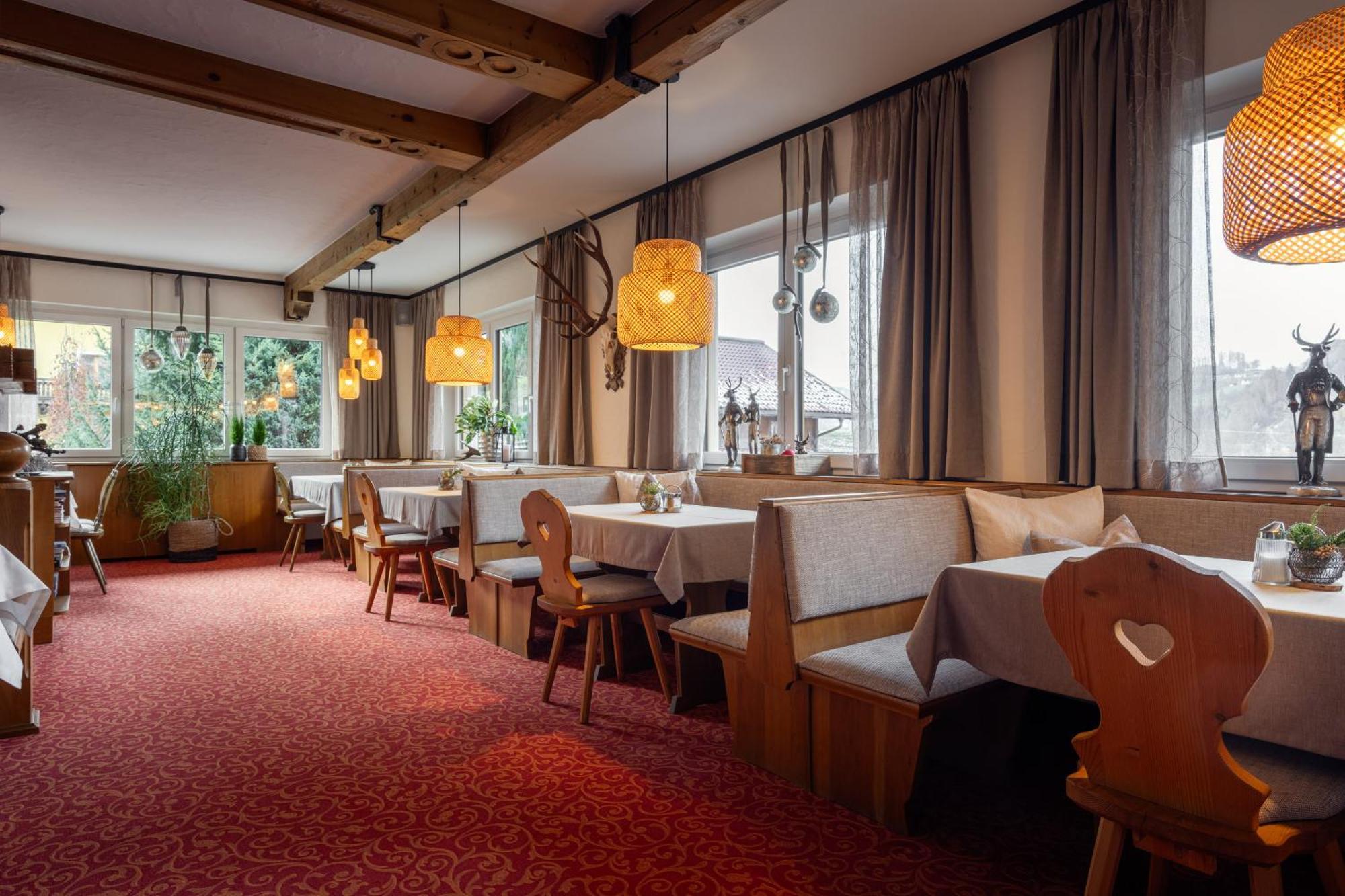 Der Jagdhof Aparthotel Sankt Johann im Pongau Ngoại thất bức ảnh